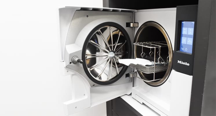 Stérilisation dentaire illustration